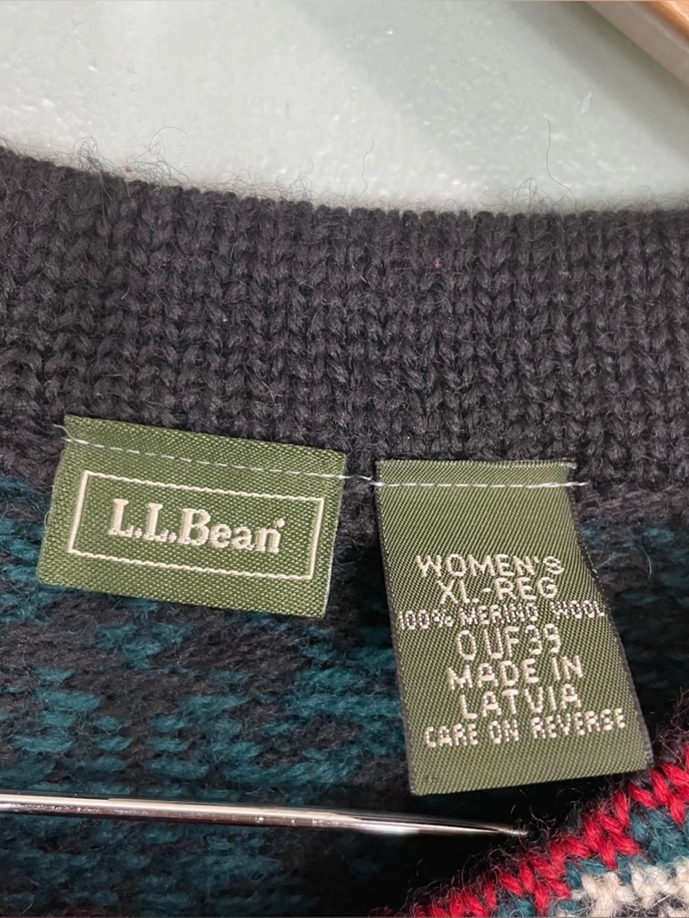 L.L. Bean Vintage Isle Nordic Wool Sweater Cardigan Pattern Multi Green Women XL - Picture 6 of 9